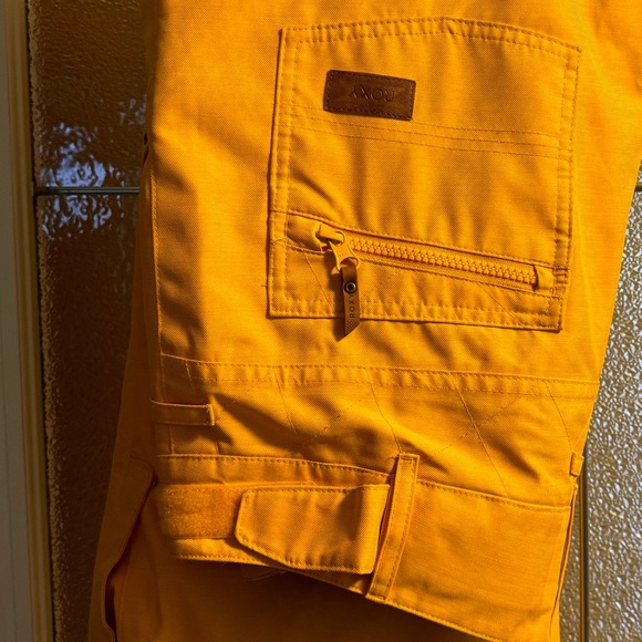 ⭐️ROXY technical snow pants - BNWT condition - Picture 4 of 5